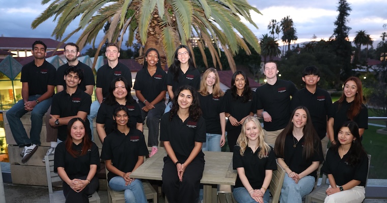 Leavey Peer Career Consultants on the Lucas Hall Terrace