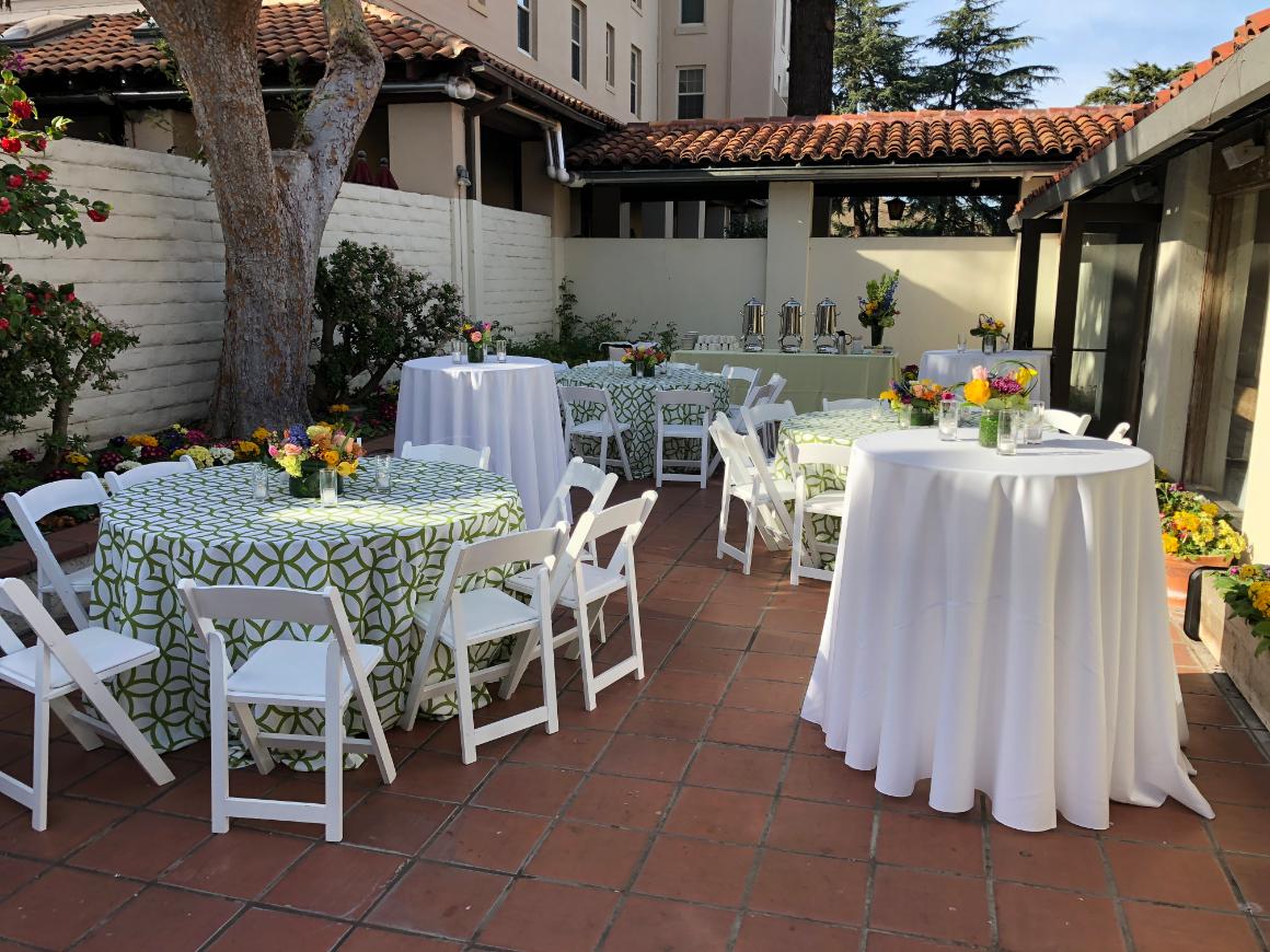 Adobe Lodge - Patio