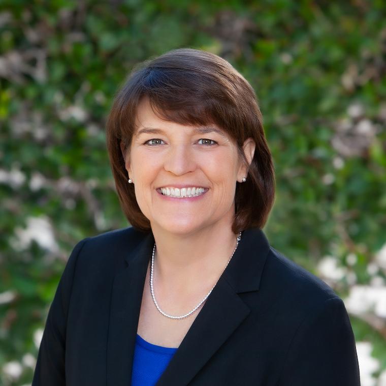 Kelly Capen Douglas